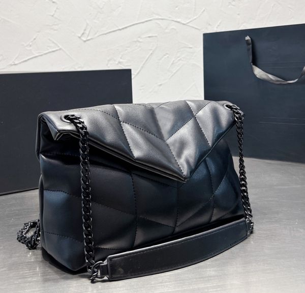 5a r shoulder bags totes women handbags luxury cross body messenger lou pufer chain bag good quality purses lady wallets
5a r shoulder bags totes women handbags luxury cross body messenger lou pufer chain bag good quality purses lady wallets