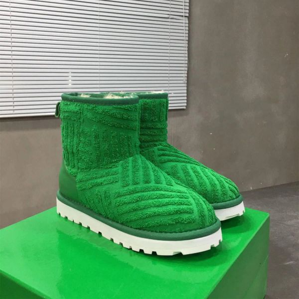 22ss new luxurys design woman's fashion snow boots short plush warm booties femal sheep fur mujer non-slip winter botega beautiful ladi, Black
22ss new luxurys design woman's fashion snow boots short plush warm booties femal sheep fur mujer non-slip winter botega beautiful ladi, Black