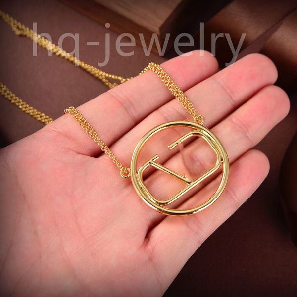 2023quisite international luxury lock pendant necklace fashion female style 18k gold plated necklace high end design long chain designer jew, Silver
2023quisite international luxury lock pendant necklace fashion female style 18k gold plated necklace high end design long chain designer jew, Silver