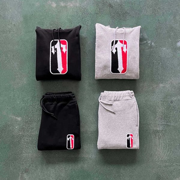 american hip hop men tracksuits trapstar designer hoodie sweater fashion embroidered hooded sweatshirt y2k sweatpants two-piece set, Gray
american hip hop men tracksuits trapstar designer hoodie sweater fashion embroidered hooded sweatshirt y2k sweatpants two-piece set, Gray