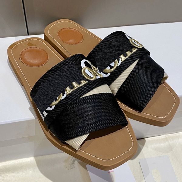 2023 designer canvas woody slippers clogs sandals for women mules flat slides light tan beige white black pink lace lettering fabric womens
2023 designer canvas woody slippers clogs sandals for women mules flat slides light tan beige white black pink lace lettering fabric womens