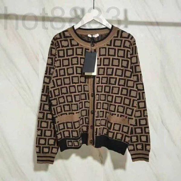 women's knits & tees designer high version quality classic letter jacquard pocket design temperament round neck thin knit jacket size s, White
women's knits & tees designer high version quality classic letter jacquard pocket design temperament round neck thin knit jacket size s, White