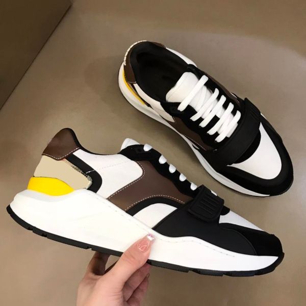 striped retro sneakers running shoes op02 men's and women's platform casual shoes season shadow flat sneakers brand classic outdoo
striped retro sneakers running shoes op02 men's and women's platform casual shoes season shadow flat sneakers brand classic outdoo