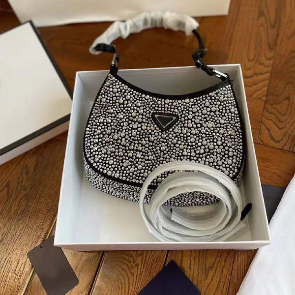 r totes fashion 2022 tote woman bag luxury diamonds letter handbags design shoulder bags lady evening purse
r totes fashion 2022 tote woman bag luxury diamonds letter handbags design shoulder bags lady evening purse