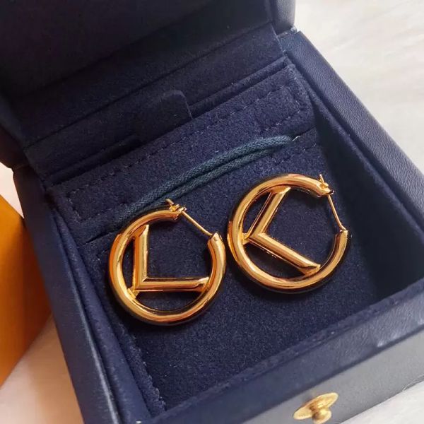 new 18k gold hoop earrings designer gold hoop earrings luxury brand letter design diamond earrings f earrings ladies party valentine s day g, Golden;silver
new 18k gold hoop earrings designer gold hoop earrings luxury brand letter design diamond earrings f earrings ladies party valentine s day g, Golden;silver