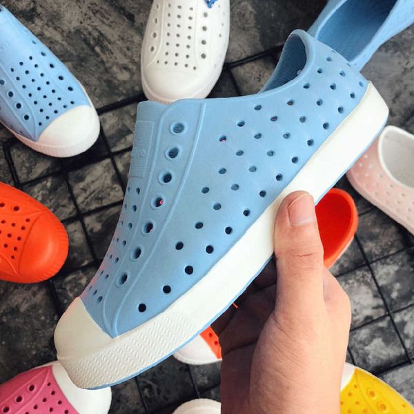 sandals kid's slip-on sneaker summer children water shoes hole girls and boys outdoor play yard kids waterproof shoes sandals l230301, Black;red
sandals kid's slip-on sneaker summer children water shoes hole girls and boys outdoor play yard kids waterproof shoes sandals l230301, Black;red