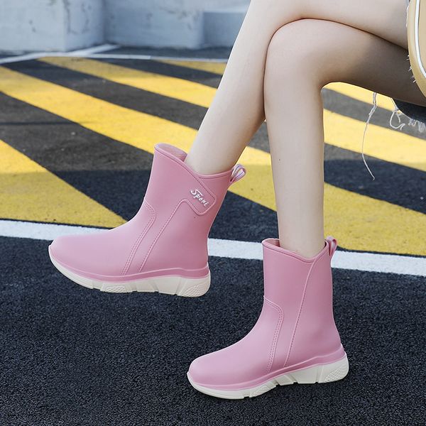 rain boots cute pink women fashion outdoor waterproof casual boot comfort slip on kitchen work botas agua mujer 230301, Black;red
rain boots cute pink women fashion outdoor waterproof casual boot comfort slip on kitchen work botas agua mujer 230301, Black;red