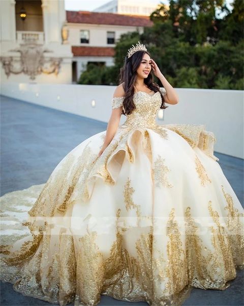 luxury gold pearls lace quinceanera dresses 2023 off shoulder ball gown lace-up corset birthday prom vestidos de 15 quinceanera, Blue;red
luxury gold pearls lace quinceanera dresses 2023 off shoulder ball gown lace-up corset birthday prom vestidos de 15 quinceanera, Blue;red