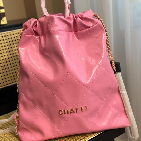 women classic quilted 22 bags gold metal hardware matelasse chain shoulder handbags large capacity outdoor shopping designer totes 50x40x9cm
women classic quilted 22 bags gold metal hardware matelasse chain shoulder handbags large capacity outdoor shopping designer totes 50x40x9cm