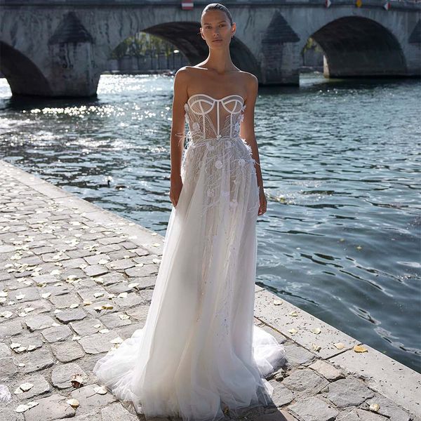 summer beach a line wedding dress illusion strapless 3d flowers princess tulle custom made bridal dresses vestido de novia, White
summer beach a line wedding dress illusion strapless 3d flowers princess tulle custom made bridal dresses vestido de novia, White