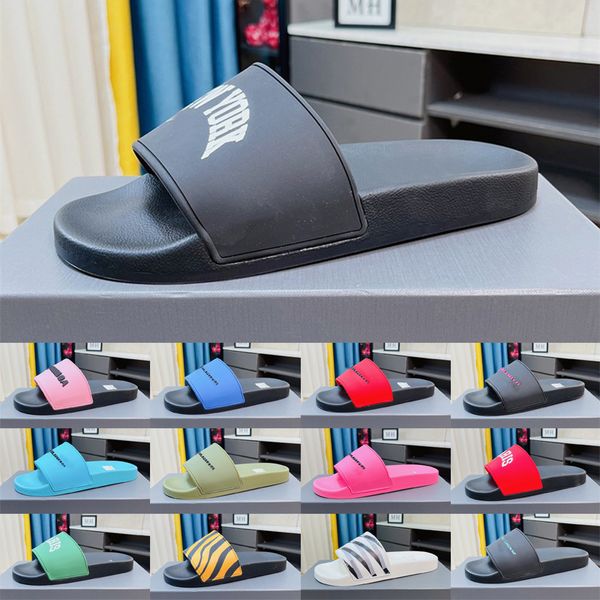 2023 men women designer slippers summer pool slides black green white cool grey beige blue soft pink yellow mens rubber sandals paris shoes
2023 men women designer slippers summer pool slides black green white cool grey beige blue soft pink yellow mens rubber sandals paris shoes