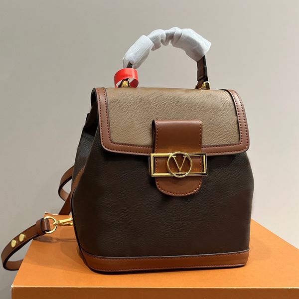 designer backpack shoulder handbag fashion women leather material presbyopia pattern bag
designer backpack shoulder handbag fashion women leather material presbyopia pattern bag