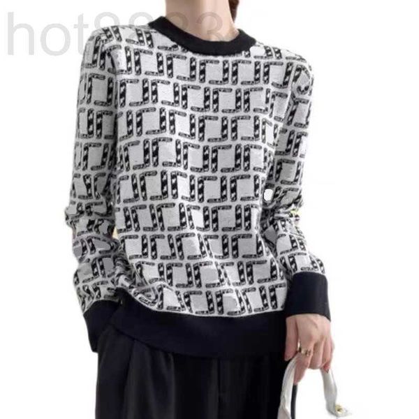 women's knits & tees designer round neck long sleeve fashion black and white pattern f letter knit sweater xxxv
women's knits & tees designer round neck long sleeve fashion black and white pattern f letter knit sweater xxxv