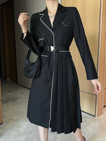 casual dresses designer 23 spring and summer new temperament commuting slim suit 100 pleats medium length suit dress, Black;gray
casual dresses designer 23 spring and summer new temperament commuting slim suit 100 pleats medium length suit dress, Black;gray