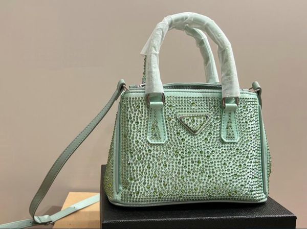 designer full diamond killer bag tote handbags ladies crossbody handbag purse leather shopping bags bottom nail fashion zipper shoulder bags
designer full diamond killer bag tote handbags ladies crossbody handbag purse leather shopping bags bottom nail fashion zipper shoulder bags