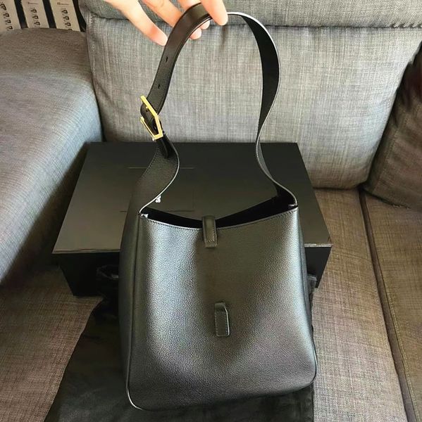 2piece black saddle hobo black bucket bag luxury womens tote handbag man wallet purse genuine leather lou shoulder letter y crossbody design
2piece black saddle hobo black bucket bag luxury womens tote handbag man wallet purse genuine leather lou shoulder letter y crossbody design