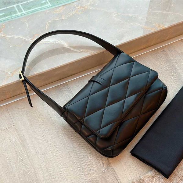 academic style unique designer bags fresh and versatile luxury handbags for women
academic style unique designer bags fresh and versatile luxury handbags for women