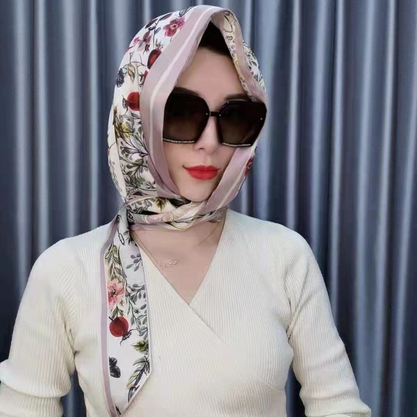 5 colors spring, summer and autumn double-sided print double sun protection satin silk scarf toe cap women's streamer hat, Silver
5 colors spring, summer and autumn double-sided print double sun protection satin silk scarf toe cap women's streamer hat, Silver