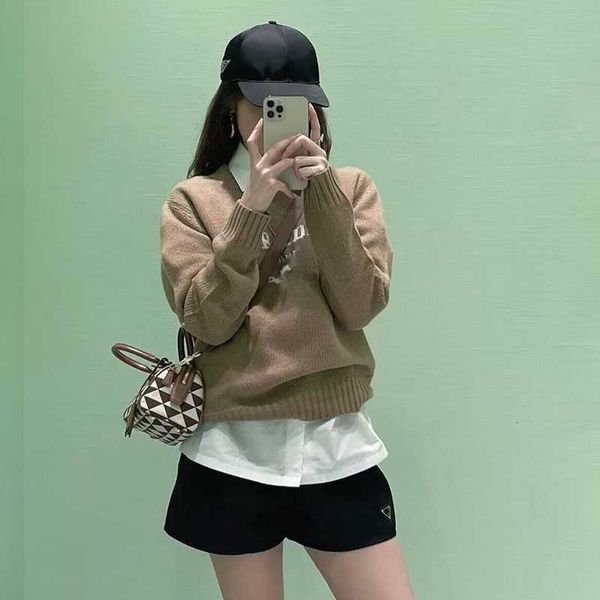 womens knits & tees designer fashion letter jacquard knitted sweater autumn winter new loose slouchy long sleeve pullover casual, White
womens knits & tees designer fashion letter jacquard knitted sweater autumn winter new loose slouchy long sleeve pullover casual, White