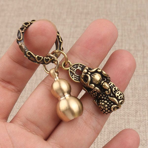 key rings pixiu pendant charms car key gold color gourd five emperors fortune coin keychain accessories chinese fengshui beast wealth r23030, Slivery;golden
key rings pixiu pendant charms car key gold color gourd five emperors fortune coin keychain accessories chinese fengshui beast wealth r23030, Slivery;golden