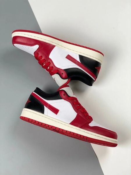 designer shoes jumpman 1 low reverse black toe bulls men casual shoes with original box
designer shoes jumpman 1 low reverse black toe bulls men casual shoes with original box