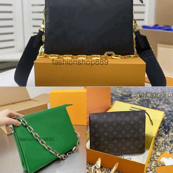 designer totes luxury women totes capacity dual zippers leather fashion chain wash bag interior zipper pocket shopping bag shoulder bags qua
designer totes luxury women totes capacity dual zippers leather fashion chain wash bag interior zipper pocket shopping bag shoulder bags qua