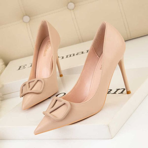 dress shoes fashion high heels women's shoes metal buckle luxury designer shoes y2303, Black
dress shoes fashion high heels women's shoes metal buckle luxury designer shoes y2303, Black