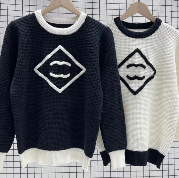 new women's sweaters cardigan fashion long sleeve knitwear women designer sweaters xl, White;black
new women's sweaters cardigan fashion long sleeve knitwear women designer sweaters xl, White;black