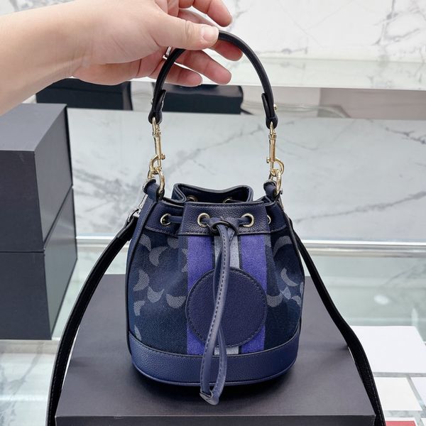 designer bag shoulder bag luxurys handbags mini bucket bags women new fashion classic purse handbag crossbody
designer bag shoulder bag luxurys handbags mini bucket bags women new fashion classic purse handbag crossbody
