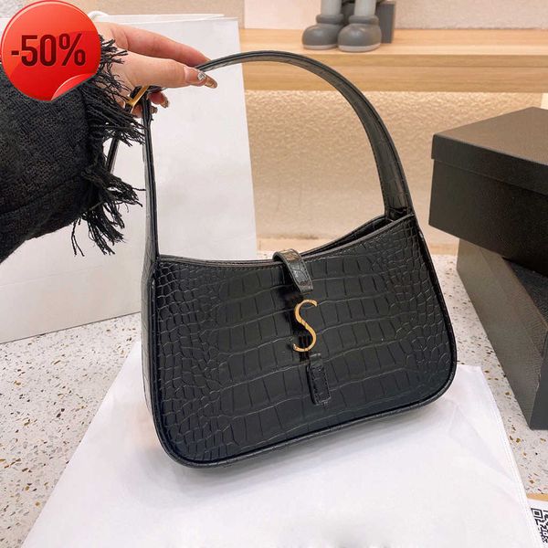 2022 quality armpit bags classic leather designer handbags for ladies shoulder baguette multi-color fashion bag wholesale with boxess
2022 quality armpit bags classic leather designer handbags for ladies shoulder baguette multi-color fashion bag wholesale with boxess