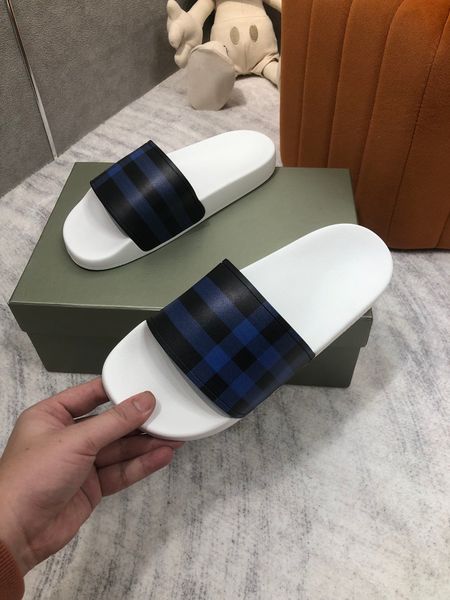 2023 women's designer slippers jelly sandals women's letter print luxury summer slippers silicone ladies flip flop flats sneakers, Black
2023 women's designer slippers jelly sandals women's letter print luxury summer slippers silicone ladies flip flop flats sneakers, Black