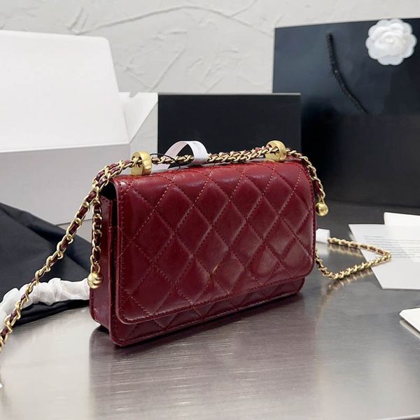 luxury woc golden ball women crossbody designer bag gold badge trend mini wallet leather quilted classic flap shoulder bag clutch sacache mu
luxury woc golden ball women crossbody designer bag gold badge trend mini wallet leather quilted classic flap shoulder bag clutch sacache mu