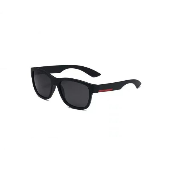 4-color high-quality fashion accessories temperament designer men and women uv400 radiation sunglasses, goggles, White;black
4-color high-quality fashion accessories temperament designer men and women uv400 radiation sunglasses, goggles, White;black