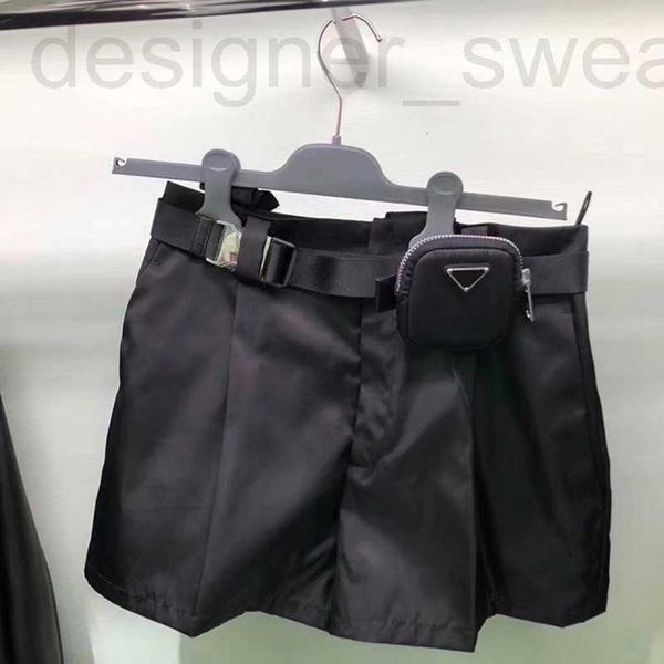 women's shorts designer yang mi's same waist bag with tie shorts spring and summer 2023 inverted triangle loose high wide leg casu, White;black
women's shorts designer yang mi's same waist bag with tie shorts spring and summer 2023 inverted triangle loose high wide leg casu, White;black