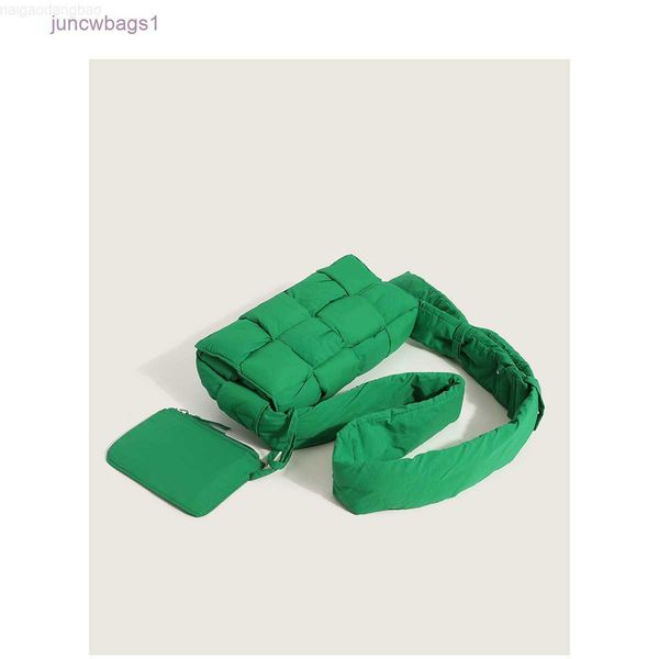 bottegaa bags cassette autumn venetas and winter women 2021 new fashion down knitted one shoulder crossbody large capacity square tofu
bottegaa bags cassette autumn venetas and winter women 2021 new fashion down knitted one shoulder crossbody large capacity square tofu