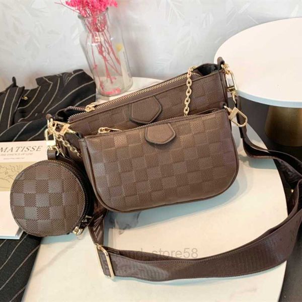 messenger bags 5a circular shoulder bags designer women's round bag women luxurys designers crobody purse meenger hbags flowers leather
messenger bags 5a circular shoulder bags designer women's round bag women luxurys designers crobody purse meenger hbags flowers leather