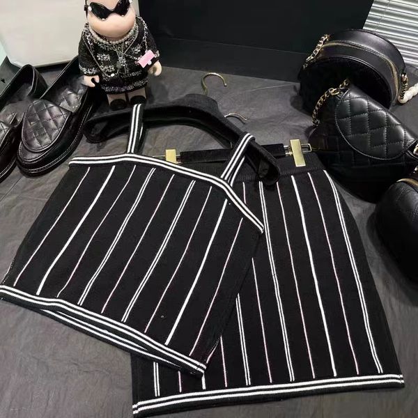 two piece dress designer 2023 new summer women's striped sets fashion vest short skirt womens grade knitting suit rtc7, White
two piece dress designer 2023 new summer women's striped sets fashion vest short skirt womens grade knitting suit rtc7, White