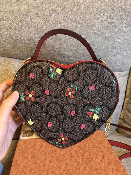 evening bags classic heart pouch womens designer bag chain bags cardholder crossbody shoulder bag luxurys handbag purse with box
evening bags classic heart pouch womens designer bag chain bags cardholder crossbody shoulder bag luxurys handbag purse with box