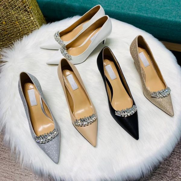 leather sandals shine crystal women shoes pointed toe high heels brand letter buckle designer shoes spring summer new style suede black whit
leather sandals shine crystal women shoes pointed toe high heels brand letter buckle designer shoes spring summer new style suede black whit
