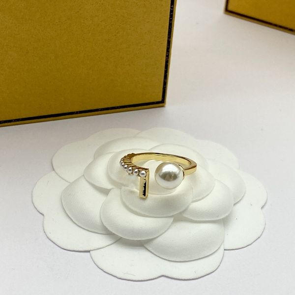 2023 ring europe america fashion style men lady women titanium steel engraved hollow out f letter 18k gold wide rings size, Slivery;golden
2023 ring europe america fashion style men lady women titanium steel engraved hollow out f letter 18k gold wide rings size, Slivery;golden