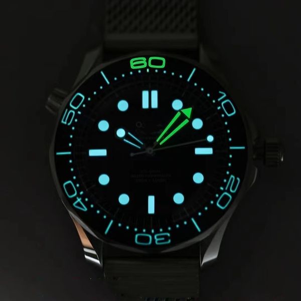 42mm men's watches james debang 007 300m automatic mechanical watch cal8806 movement or factory manufactures sapphire diving wristwatch, Slivery;golden
42mm men's watches james debang 007 300m automatic mechanical watch cal8806 movement or factory manufactures sapphire diving wristwatch, Slivery;golden