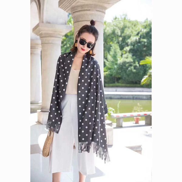 scarves new winter polka dot digital printing cashmere scarf shawls dot scarf women foulard femme bandana 2021 luxury brand ll180959 l230302, Blue;gray
scarves new winter polka dot digital printing cashmere scarf shawls dot scarf women foulard femme bandana 2021 luxury brand ll180959 l230302, Blue;gray