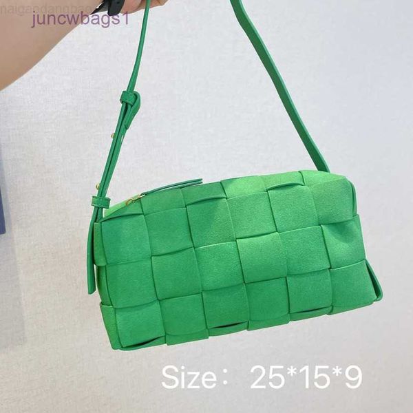 venetas bottegas bags cassette female 2022 autumn and winter new south korean mesh frost woven one shoulder underarm handheld pillow
venetas bottegas bags cassette female 2022 autumn and winter new south korean mesh frost woven one shoulder underarm handheld pillow