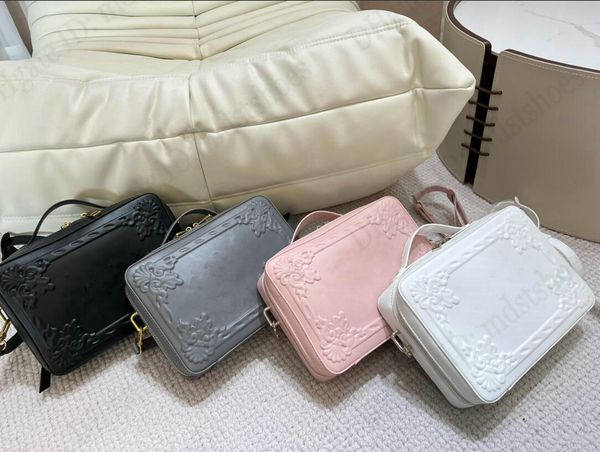 handle soft trunk bag ornaments capsule collection debossing monograms leather designer handbag m21833
handle soft trunk bag ornaments capsule collection debossing monograms leather designer handbag m21833