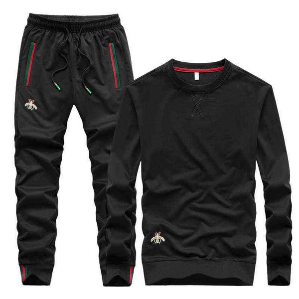 2021 autumn embroidered fashion o-neck long sleeved casual suit tracksuit men track two piece streetwear gym clothing sweatsuit g2290m, Gray
2021 autumn embroidered fashion o-neck long sleeved casual suit tracksuit men track two piece streetwear gym clothing sweatsuit g2290m, Gray
