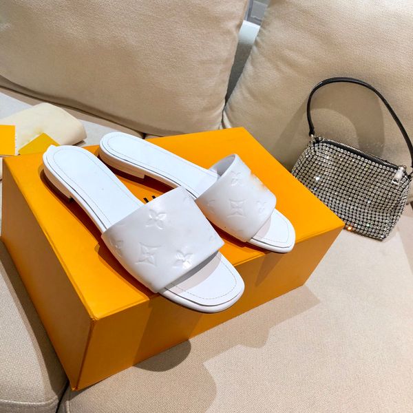 2023 slippers women skin beach sandals khaki dark grey lime sky blue summer indoor outdoor shoes ladies patent leather slides, Black
2023 slippers women skin beach sandals khaki dark grey lime sky blue summer indoor outdoor shoes ladies patent leather slides, Black