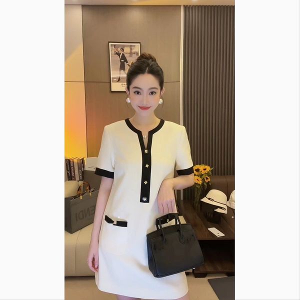 2023 spring new celebrity temperament double pocket short sleeve medium length dress, Black;pink
2023 spring new celebrity temperament double pocket short sleeve medium length dress, Black;pink