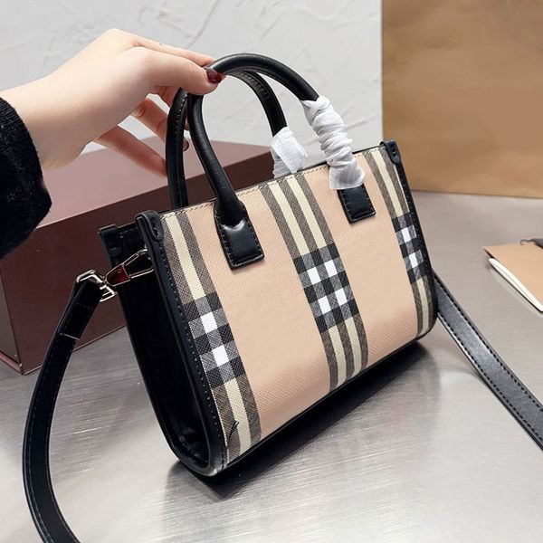 mini tote bag shopping handbags linen totes women crossbody shoulder bags handbag purse genuine leather pouch fashion letters removable stra
mini tote bag shopping handbags linen totes women crossbody shoulder bags handbag purse genuine leather pouch fashion letters removable stra