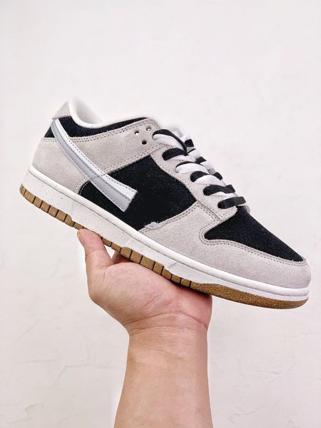 wholesale spring summer skate shoes for girls boys 2023 duks low double logo se 85 vlad outdoor designer casual shoe
wholesale spring summer skate shoes for girls boys 2023 duks low double logo se 85 vlad outdoor designer casual shoe