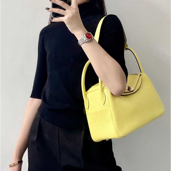 h lind casual bags high order semi handmade leather lind 26cm doctor bag 30cm portable shoulder women s pillow
h lind casual bags high order semi handmade leather lind 26cm doctor bag 30cm portable shoulder women s pillow